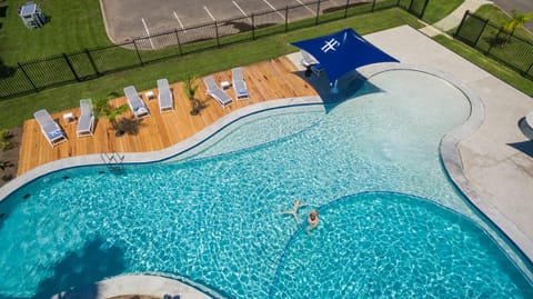 Bird's eye view, BBQ facilities, Aqua park, Pool view, Swimming pool, American breakfast, Alcoholic drinks, Non alcoholic drinks