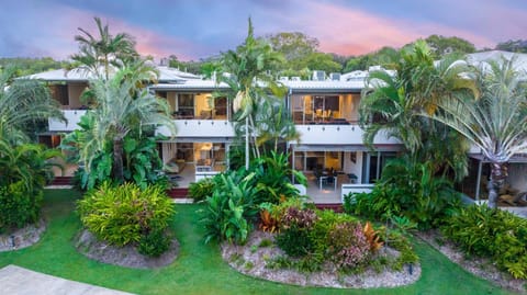 Property building, Garden view, Garden view