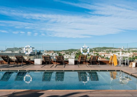 View (from property/room), Balcony/Terrace, Lounge or bar, Sea view, Swimming pool