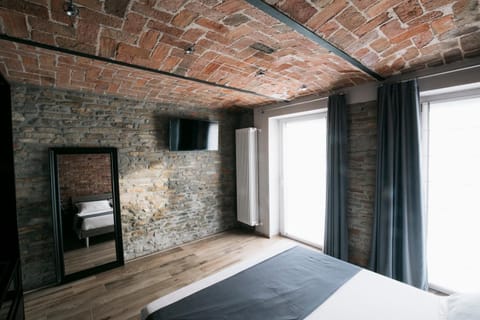 Bed, Bedroom, Garden view, Garden view