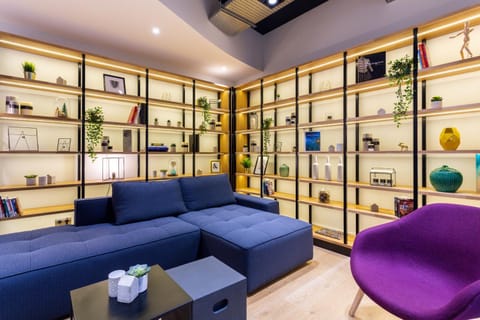 Communal lounge/ TV room, Living room, Lounge or bar, Seating area