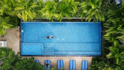 Property building, Swimming pool