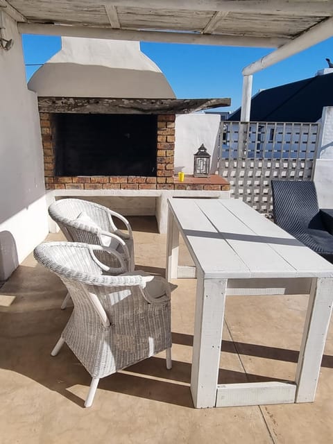 Mosselbank Beach Retreat Apartment in Western Cape