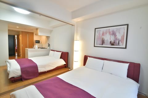 Bed, Photo of the whole room, Decorative detail