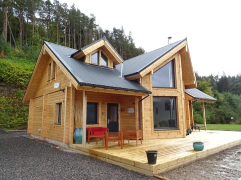 The Loft at Log Ness House in Scotland