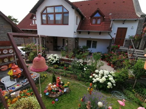 Property building, Spring