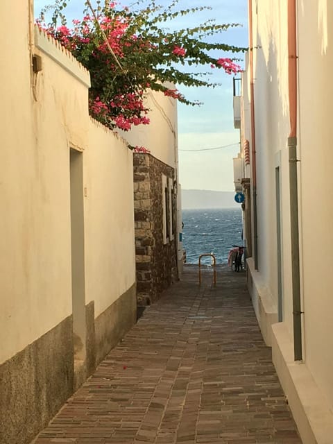 Sea view, Quiet street view