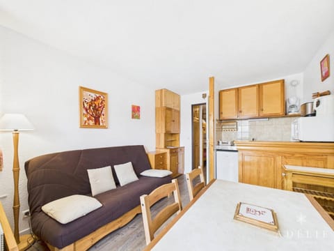 Studio cabine 4/5 pers, balcon exposé sud, à 50m des pistes, parking inclus - FR-1-398-513 Cabin in Montvalezan