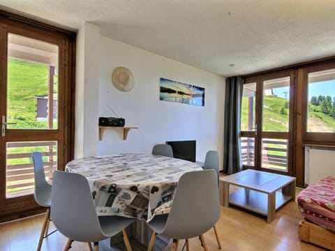 Appartement 2P 5 Pers, vue Mont-Blanc, proche pistes - FR-1-455-16 Apartment in Mâcot-la-Plagne