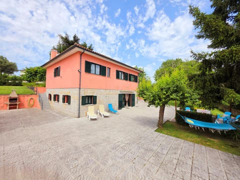Casa do Avô Manuel House in Viana do Castelo District, Portugal