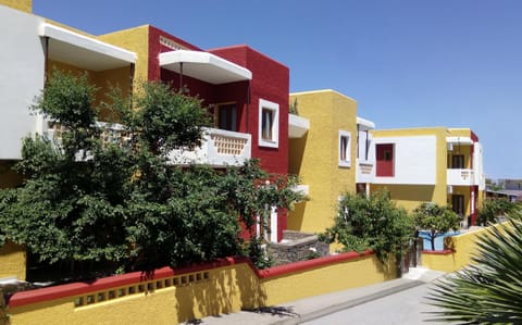 Property building, Off site, Day, Summer