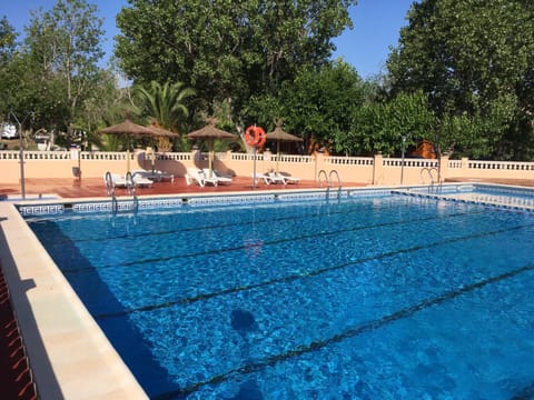 Swimming pool, Swimming pool