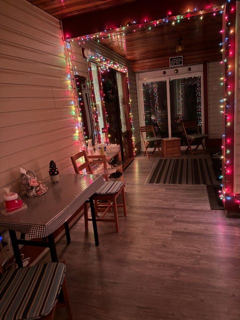 Orchid House near Vancouver YVR Airport Bed and Breakfast in Richmond