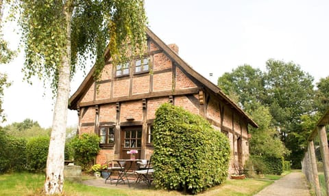 Facade/entrance, Garden view