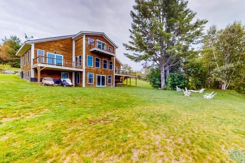 Property building, Spring, Day, Garden