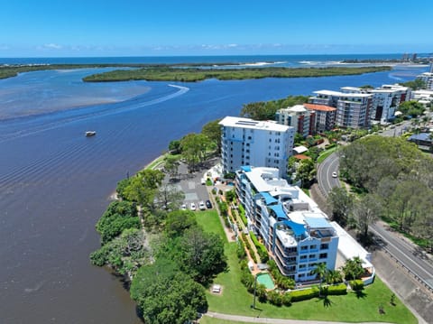 Property building, River view, Location