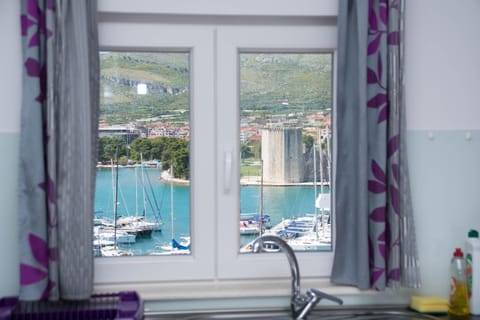 City view, Garden view, Sea view, Street view