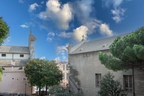 Appartamento di 65 mq. a 50 metri dal mare Apartment in Albissola Marina