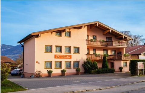 Ferienwohnungen am Westernberg inkl. Chiemgaukarte Apartment in Ruhpolding