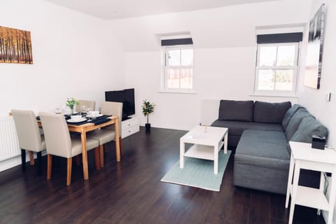 Detached Coach House House in Colchester