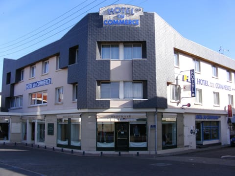 Property building, Facade/entrance