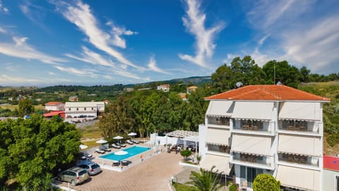 Property building, Swimming pool