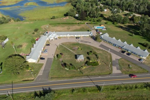 Property building, Day, Bird's eye view