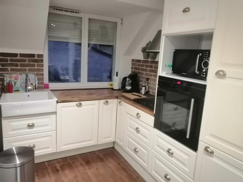 F3 2CHBS TOUT EQUIPE SULLY CENTRE Apartment in Centre-Val de Loire