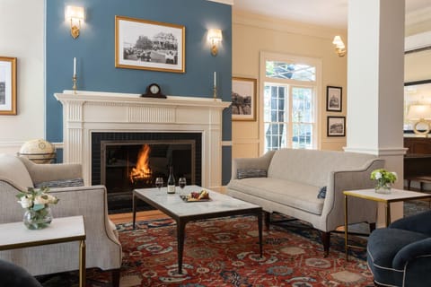 Lobby or reception, flat iron