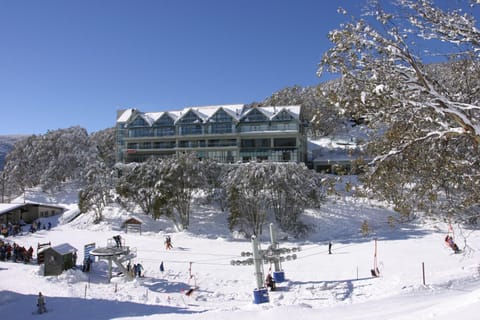 Property building, Natural landscape, Winter