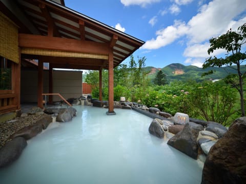 Open Air Bath