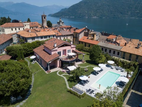 Villa Costantina with heated POOL Apartment hotel in Cannobio