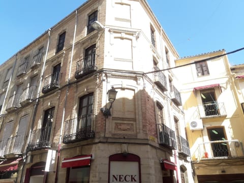 Property building, Facade/entrance