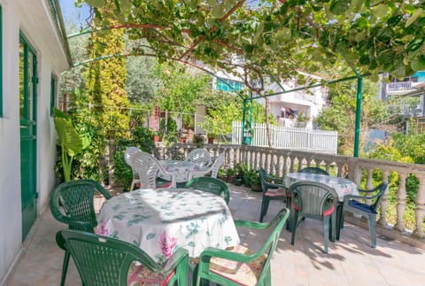 Balcony/Terrace, Kitchen or kitchenette, Seating area