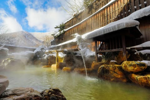 Natural landscape, Mountain view, Public Bath