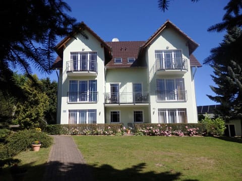 Property building, Garden view