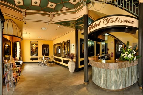 Lobby or reception, Lobby or reception