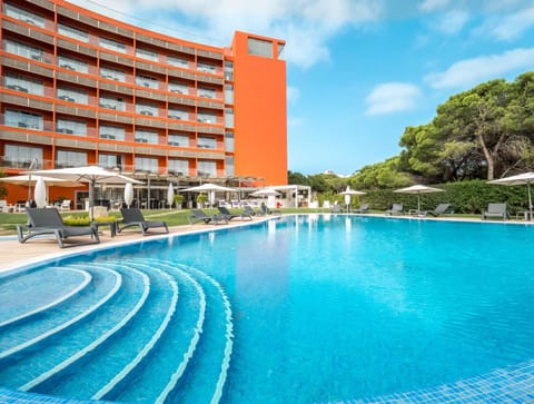 Property building, Swimming pool