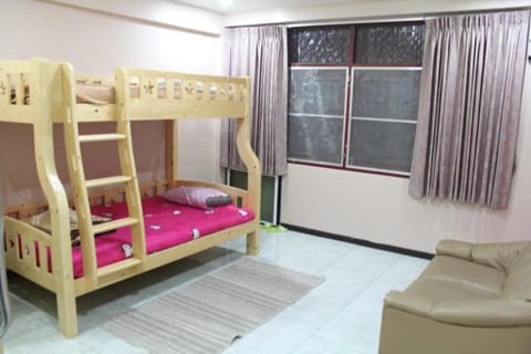 bunk bed