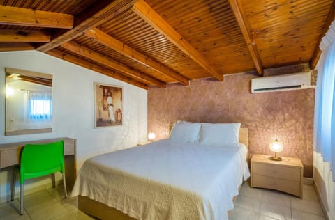 Bed, Bedroom, On site