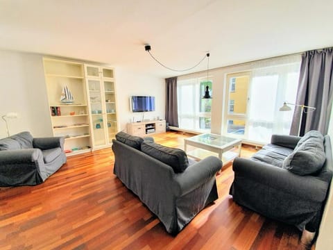 Ferienwohnung Achtern Diek, inklusive Stellplatz und Strandkorb von Mai bis September Apartment in Mecklenburg-Vorpommern, Germany