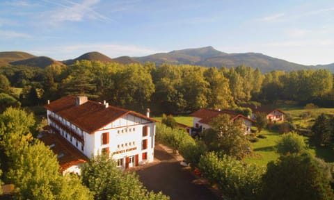 Bird's eye view, Landmark view, Mountain view