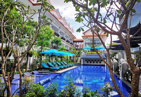 Pool view, Swimming pool