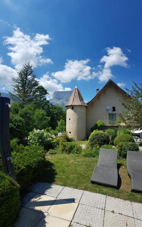 Property building, Natural landscape, Garden, Mountain view
