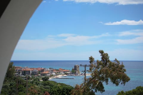 Nearby landmark, Balcony/Terrace, Balcony/Terrace, City view, Sea view