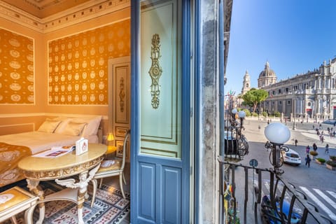 Photo of the whole room, Decorative detail, City view, Landmark view