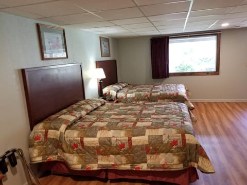 Wolds Motel - Mt. Pleasant Motel in Mount Pleasant