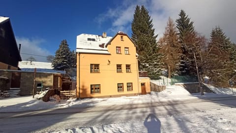 Property building, Day, Winter