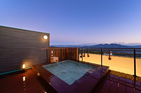 Hot Spring Bath, Mountain view, Sunrise, Open Air Bath