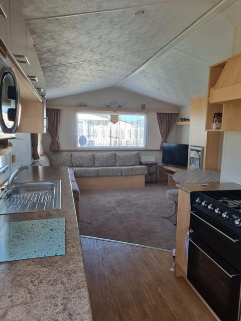 Pg151 PALM GROVE THE GOLDEN PALM CHAPEL ST LEONARDS Campground/
RV Resort in Chapel Saint Leonards